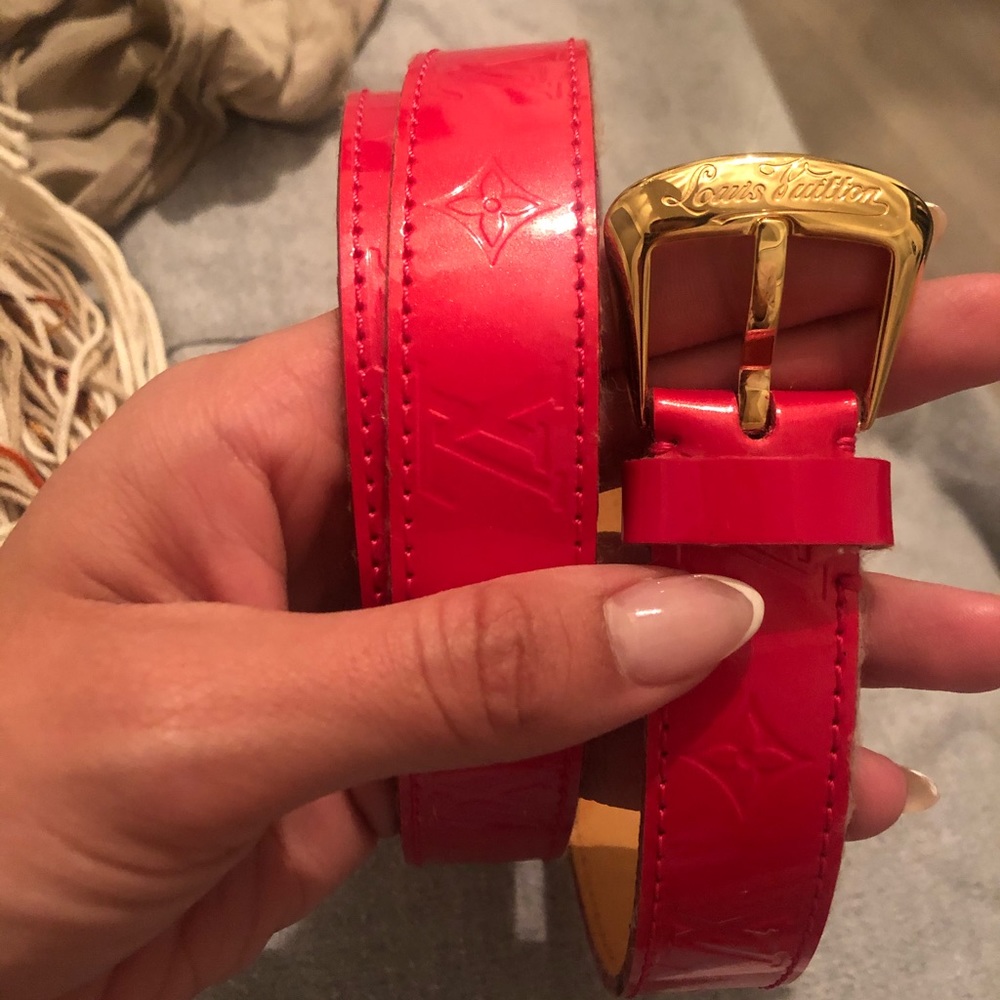 Louie Vuitton Rose Pop Vernis Belt